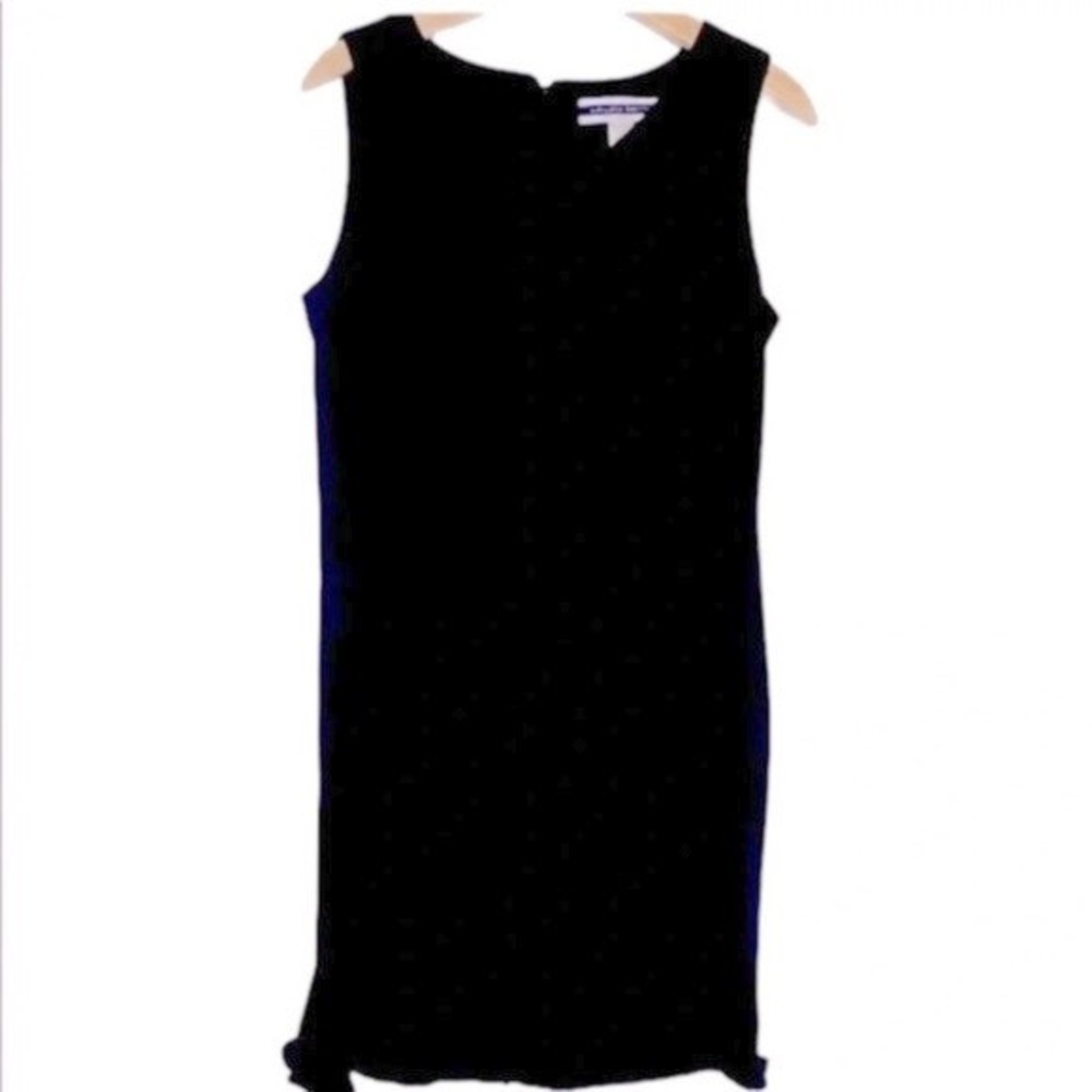 Amanda Smith Sheath Dress 6 Black Sleeveless V-Neck Lettuce Hem LBD